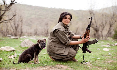 Guerrigliera curda