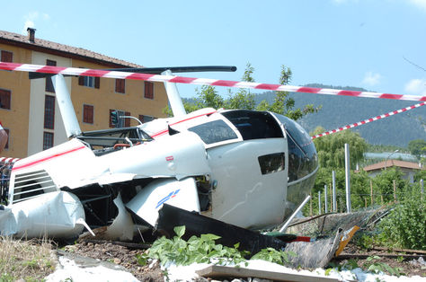 Foto dell'elicottero caduto a Giammoro