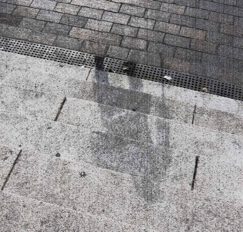 the-22shadow22-of-a-hiroshima-victim-permanently-etched-into-stone-steps-after-the-1945-atomic-bomb