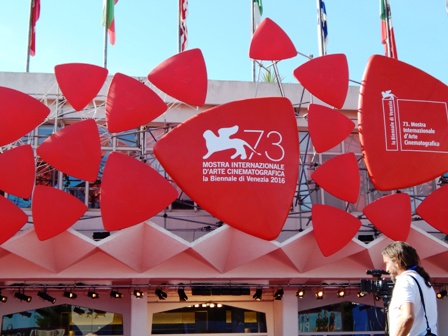 L\'ingresso al Festival