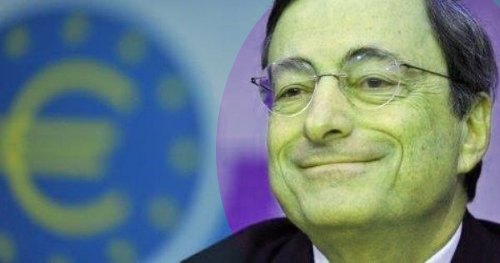 Mario Draghi sorride