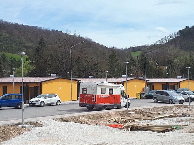 Unità-mobile-muccia-EMERGENCY