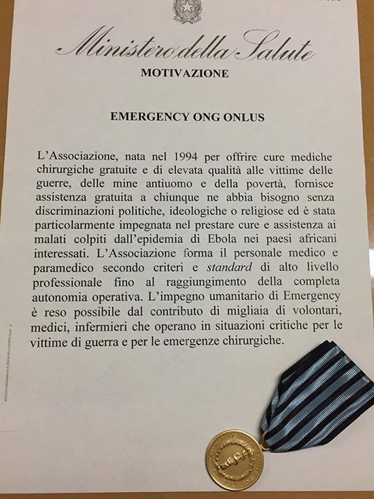 medaglia_salute_pubblica_oro_emergency_nl43
