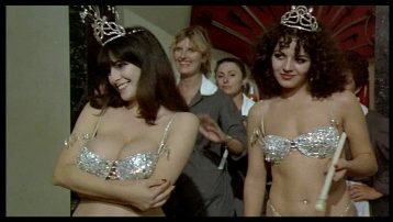sequenza tratta dal film di Fellini La Città delle Donne.jpg